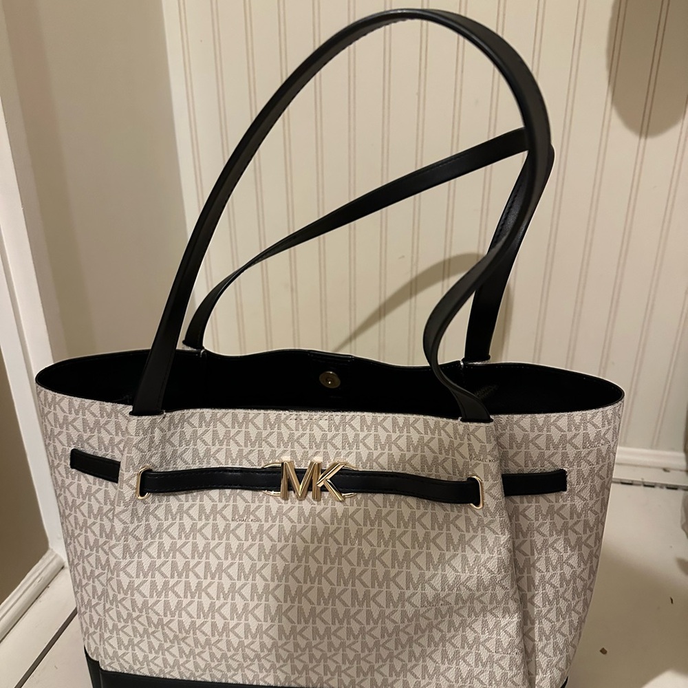 Michael Kors Beige MK Logo Tote with Black Trim and Gold MK Accent
